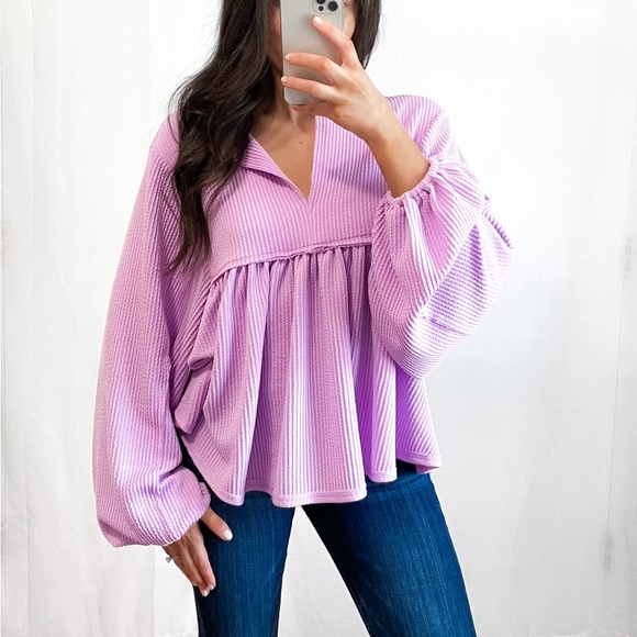 ☀️ NEW Lilac Pleated Top - Picture 2 of 3